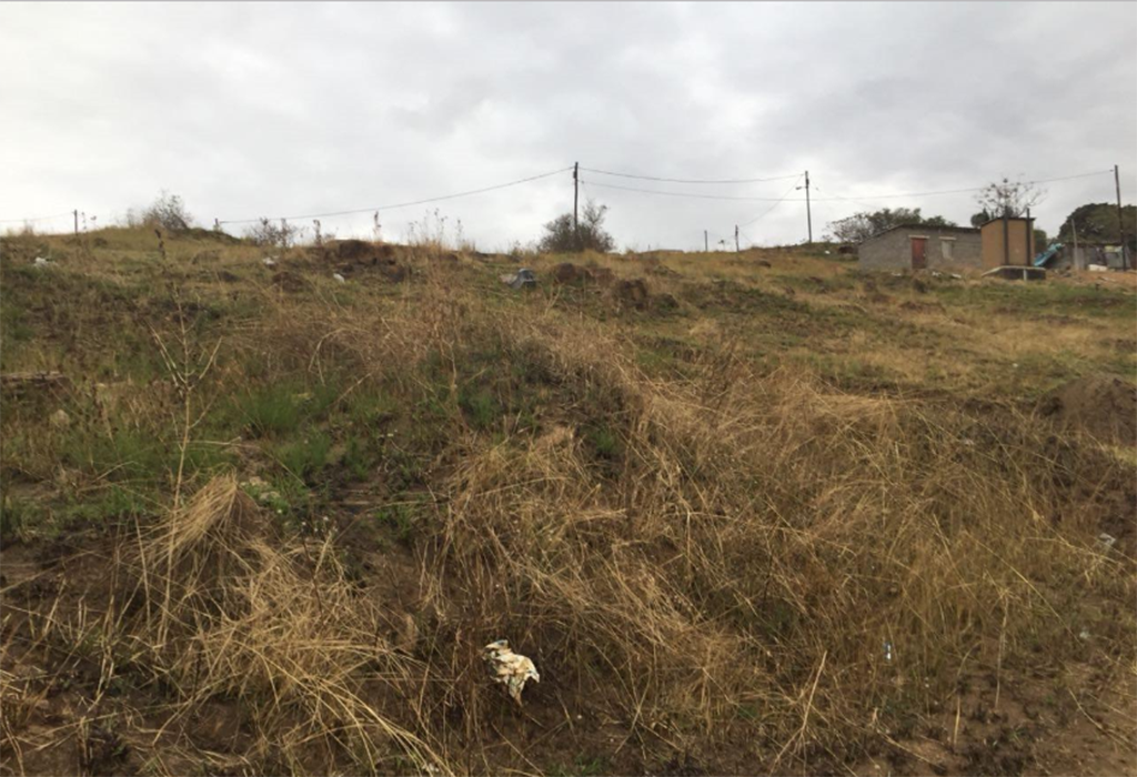 propertInSA's tweet photo. Vacant Land / Plot for Sale in Lovu
Huge piece of land located at Lovu next to a section. You can build your dream house!!!!!
Erf Size: 600 m²
https://t.co/eyudT4log8
#sale #vacant #land #Durban #Property https://t.co/8BWtK0aAkC