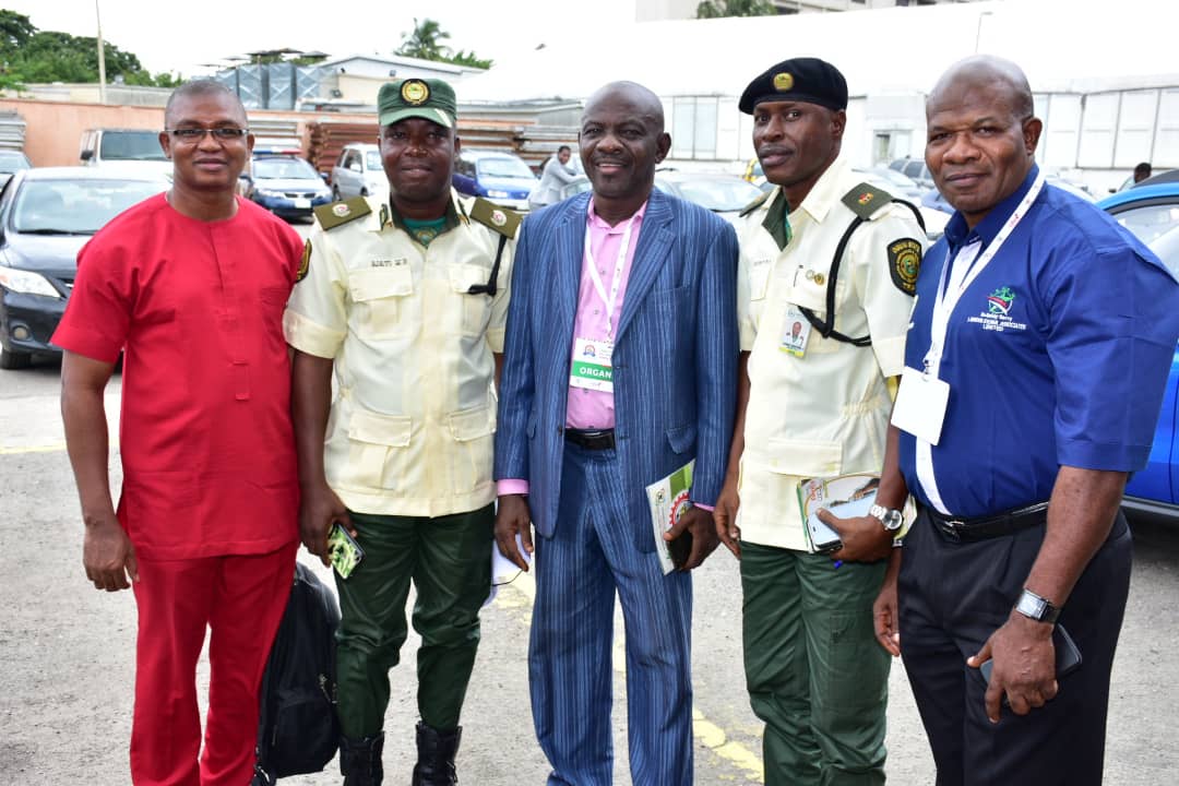 Kadiri19142776's tweet photo. #PEROSH @ISSACOMM @ProfCurran_HSL @ILO_OSH @OSH_Africa @VeronikaJakl
We are at Federal Palace Hotel, Lagos, Nigeria.
Discussing imperative of Safety and Health in Downstream sectors. From left Kadiri, Hakeem Dickson, Director general Lagos State Commission,Femi da Silva https://t.co/qjTB4YZaO1