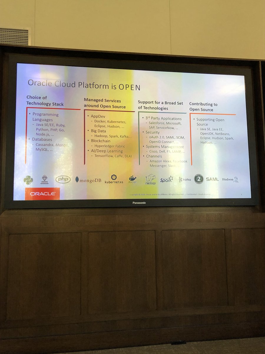 Steve_Lockstep's tweet photo. Oracle commitment to open source. They will not fork their code base when offering as a service - @azavery #oraclesecuritysummit https://t.co/jStDE6DnxG