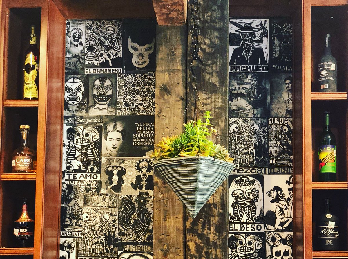 mariscosdjs's tweet photo. #michavo Hoy es #tacotuesday #specials #tacos #villatacos #shrimptacos #fishtacos #beeftacos @ $1.75 &amp; #mezcal #margarita @$5.99 #eatlocal #lunch #tacos #mexicanseafood #foodie #tylertexas #tacos #cerveza #mexicana #come_bebe_y_diviertete https://t.co/ADmOoO4N3M