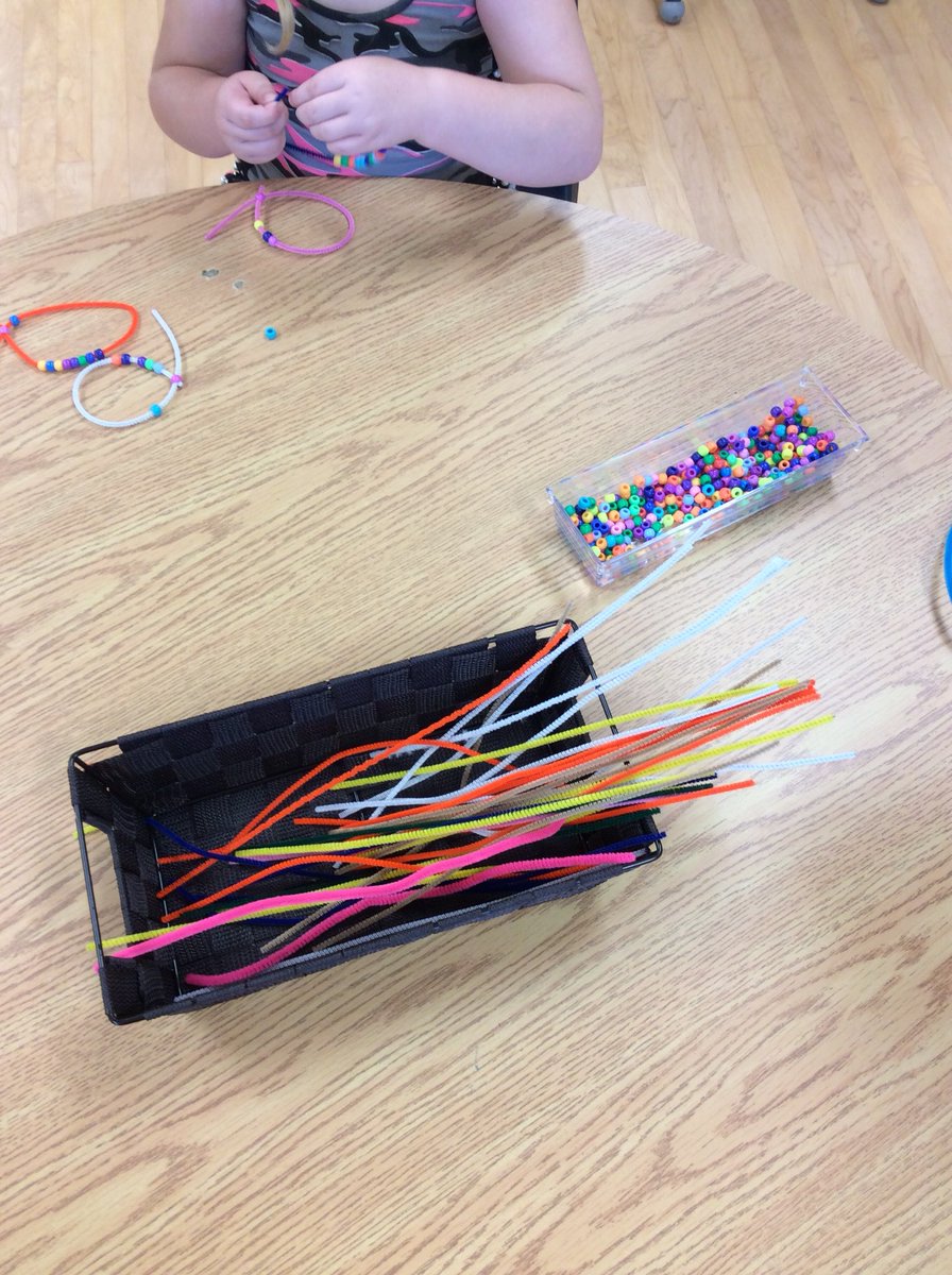 MrsCameron_Mck's tweet photo. Working on fine motor activities and discovering different patterns in Room 14. Can you name this pattern? #kindiemath #fulldaykindergarten https://t.co/fGYdyGQHjF