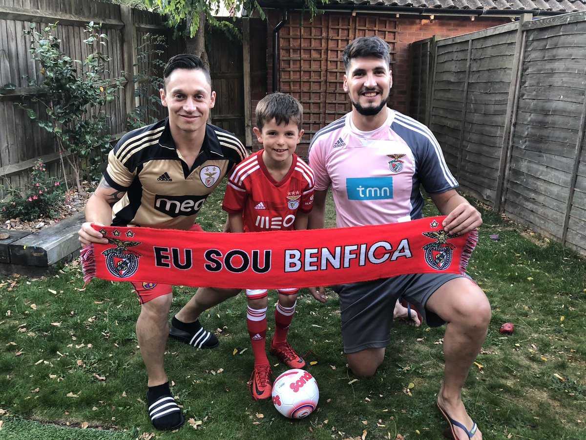 Ricardoforodrig's tweet photo. O novo adepto do grande @SLBenfica https://t.co/YJKpjqfn1J