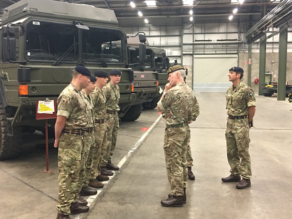 1 (UK) DIV Comd SGT MAJ (@armysgtmjr1ukxx) on Twitter photo Great to speak to soldiers from <a href="/1CSBnREME/">1 CS Battalion REME</a> earlier today. Watching them at their best and happiest whilst applying their trade <a href="/1UKDivision/">1 (UK) Division</a> . #Excellence #AF Great to speak to soldiers from <a href="/1CSBnREME/">1 CS Battalion REME</a> earlier today. Watching them at their best and happiest whilst applying their trade <a href="/1UKDivision/">1 (UK) Division</a> . #Excellence #AF