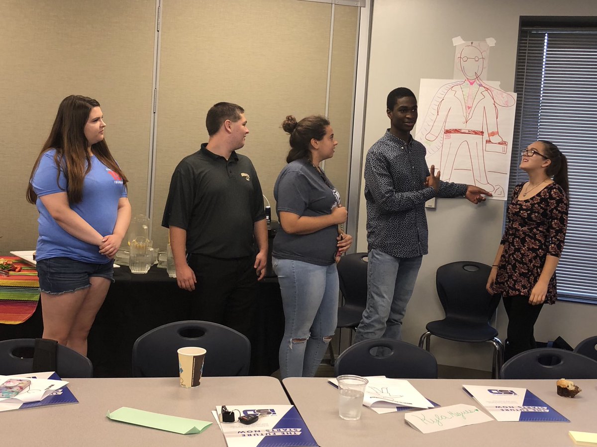 RedBlueMathandU's tweet image. What is an Academy Ambassador? #ISDStrong @ISDAcademies #GoingBeyond