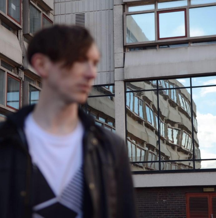 EatYourOwnEars's tweet image. .@_tvam releases the video for 'Narcissus'. Watch here: bit.ly/2QDogaN 📺

Tickets for his @thelexington show on 14 November are on sale now: bit.ly/2NiTOkq