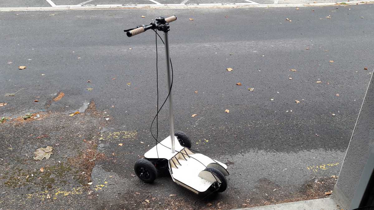 La maquette finale du produit terminée cette semaine 😃 maintenant plus qu'à prototyper la version aluminium. Il reste très peu de travail sur le produit, ça devient bon !
Plus d'infos ici :
forum.urban360.com/index.php?/top…