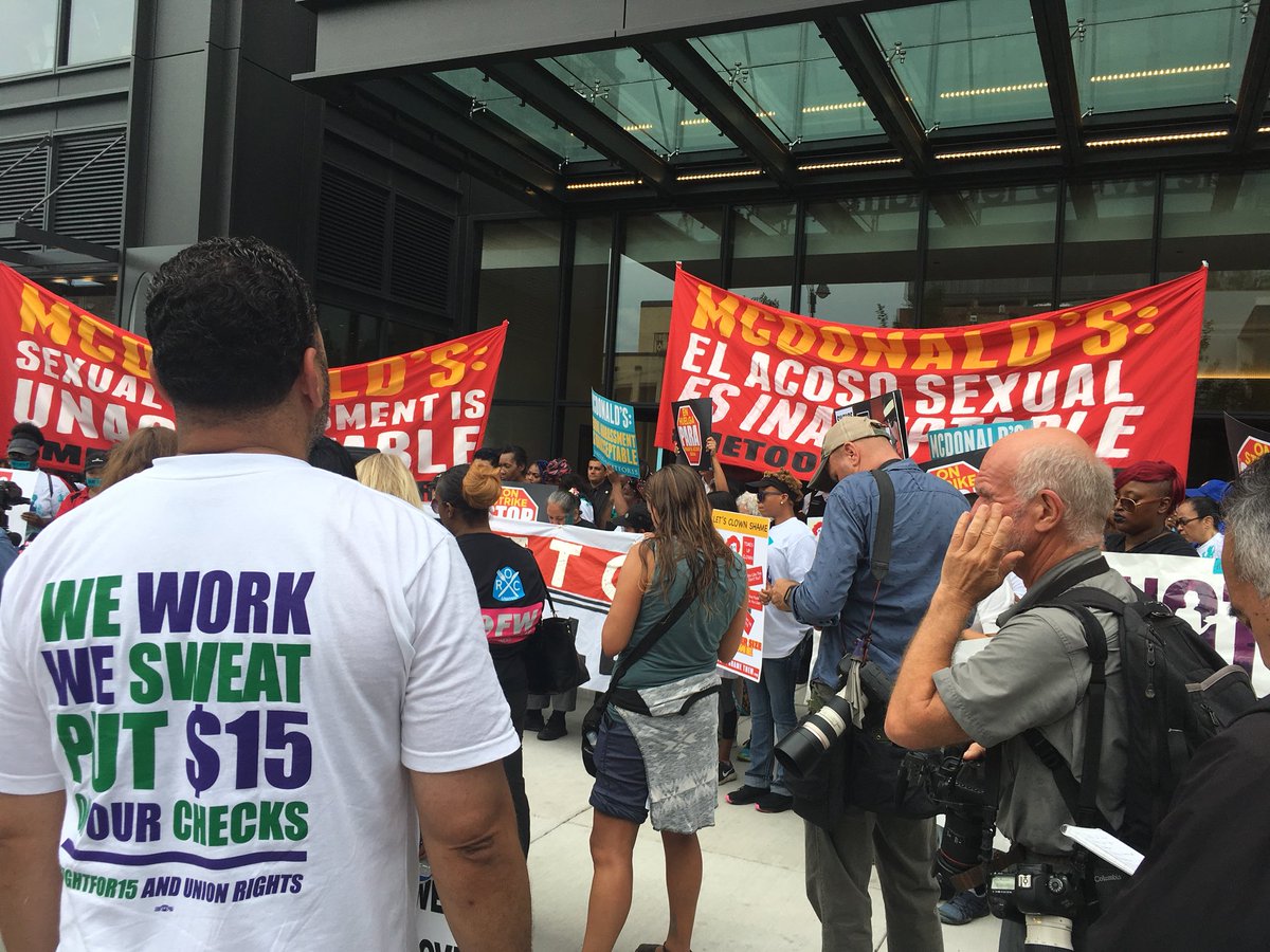 RaiseTheFloor's tweet photo. Standing in solidarity with @chifightfor15 + the @McDonalds workers who suffered #sexualharassment. @McDonalds needs to do better! https://t.co/MsAWfZ9shn