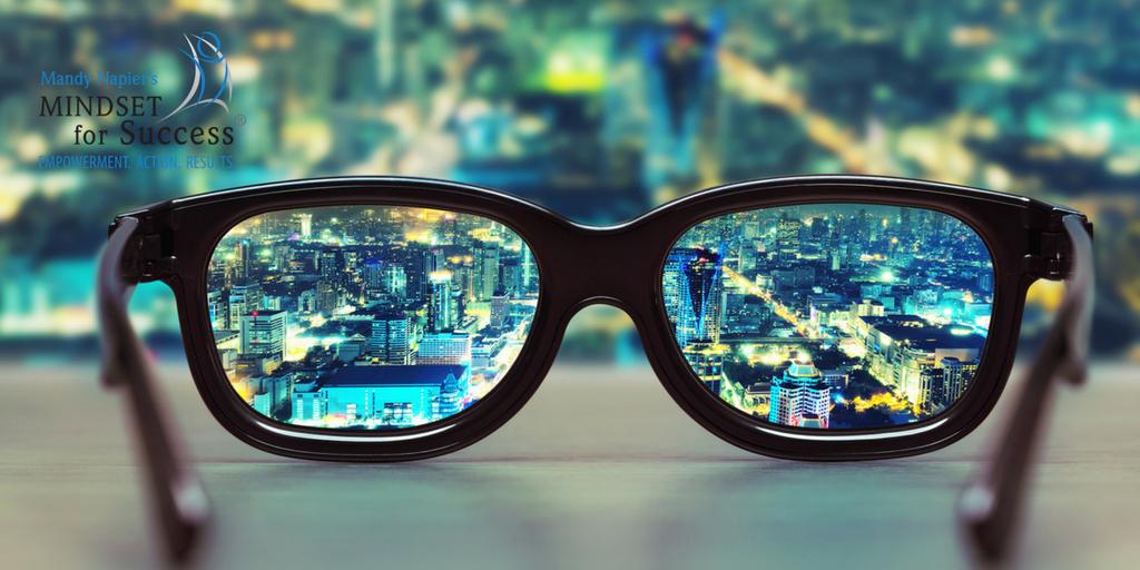 How To Keep Focused And Productive – Four Simple Tips buff.ly/2KfQ3JO #productivity