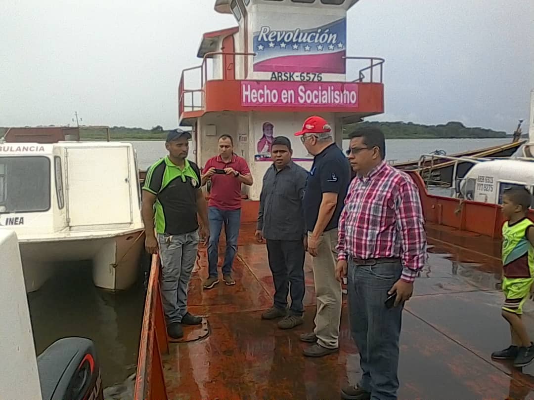 TransDelta1's tweet photo. #18Sep Realizaremos la repotenciacion de la chalana 'Revolución' al servicio fluvial de nuestro pueblo, así como la motorización de los catamaranes de transporte. Gracias al presidente @NicolasMaduro y nuestra @GobLizeta seguimos avanzando! @tupamarohipolit @monrocoordina https://t.co/VU7BzdqrX8