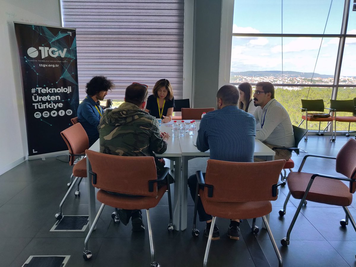 Tdebproject's tweet photo. Roundtable discussions for needs assessment workshops on Environmental &amp; Agricultural Tech started @T_T_G_V https://t.co/HphnGBMbov