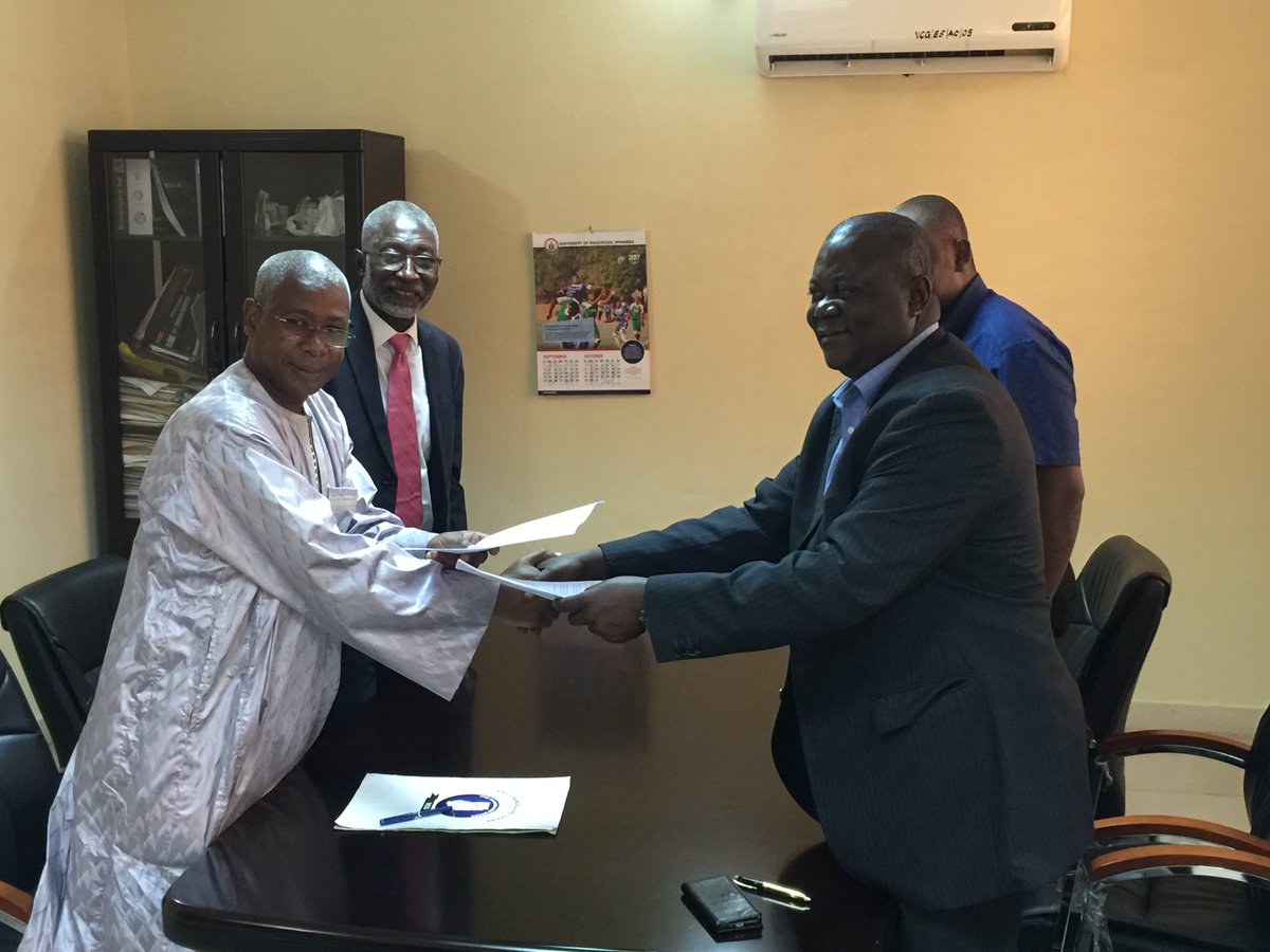 WACREN and the Vice Chancellors Ghana (VCG) sign agreement to host Secretariat and Network Operation Center (NOC) at the VCG Office Complex in Accra - bit.ly/2Nok0hi <a href="/GARNETGHANA/">GARNET</a> <a href="/AfricaConnect2/">Africa CONNECT</a>