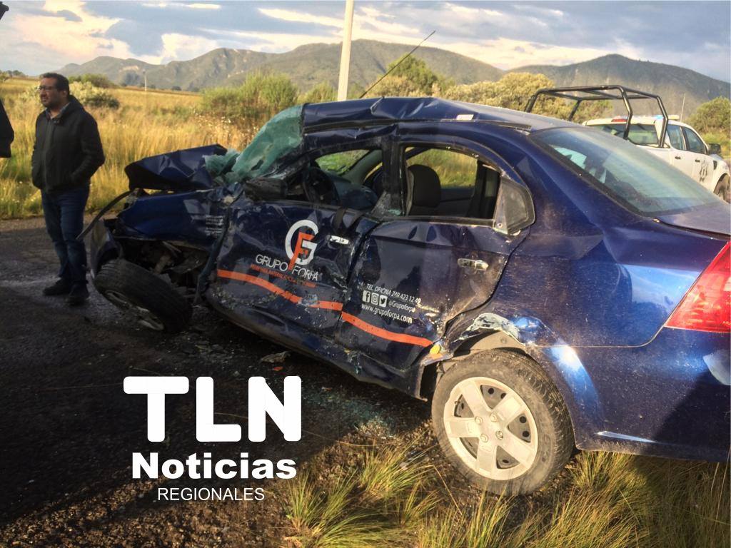TlnNoticias's tweet photo. Chocan AU y vehículo particular en Tlachcihuca.
- El conductor del vehículo fue trasladado en ambulancia herido al hospital de Cd. Serdán . https://t.co/wjpO2VzdOJ