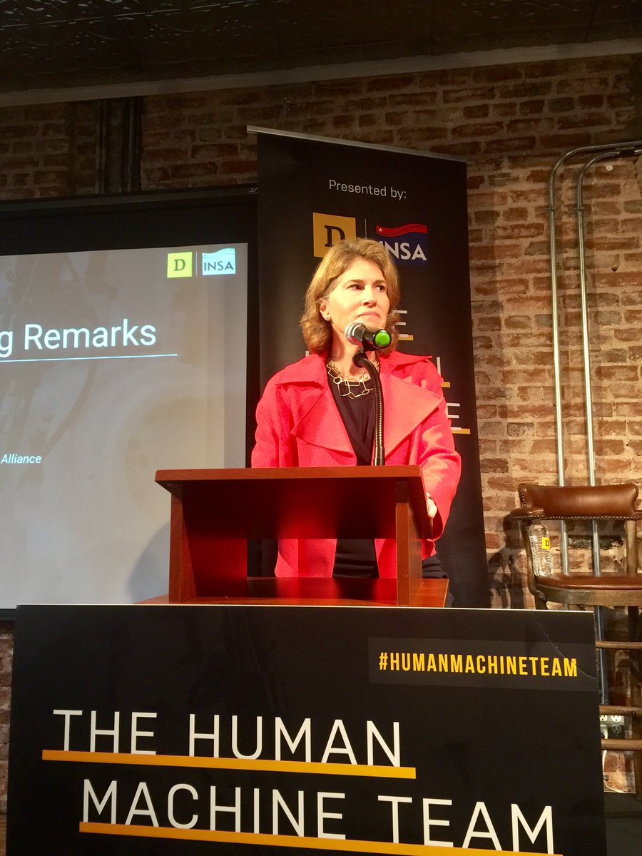 JadePinkSameera's tweet image. Daniela Fayer, Publisher, Defense One #humanmachineteam