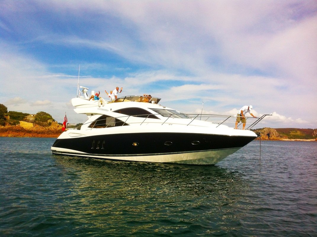 boatafloatuk's tweet image. Introducing: Escapade

Looking for a late escape to the summer sun? Escapade is available for skippered charter in Jersey, for up to 12 people... 

boatafloat.com/escapade-447

#boat #sail #cruise #jersey #channelislands #summer #sun #september #boathire #yachtcharter #boatafloat