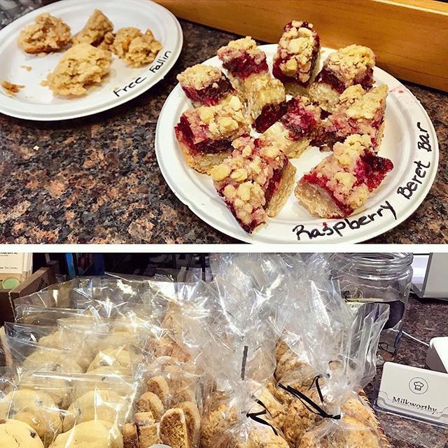 weirdbroscoffee's tweet photo. *SAMPLE ALERT!*
Stop by Weird Brothers Coffee and get them before they’re gone! (P.S. They go really well with coffee ☕️)
•
•
•
#milkworthy #newrecipe #freefallincookie #raspberryberetbars #raspberrychocolate #weirdbrotherscoffee #localroaster #dowhatyoulove #lovewhatyou… https://t.co/snJzR8gXay