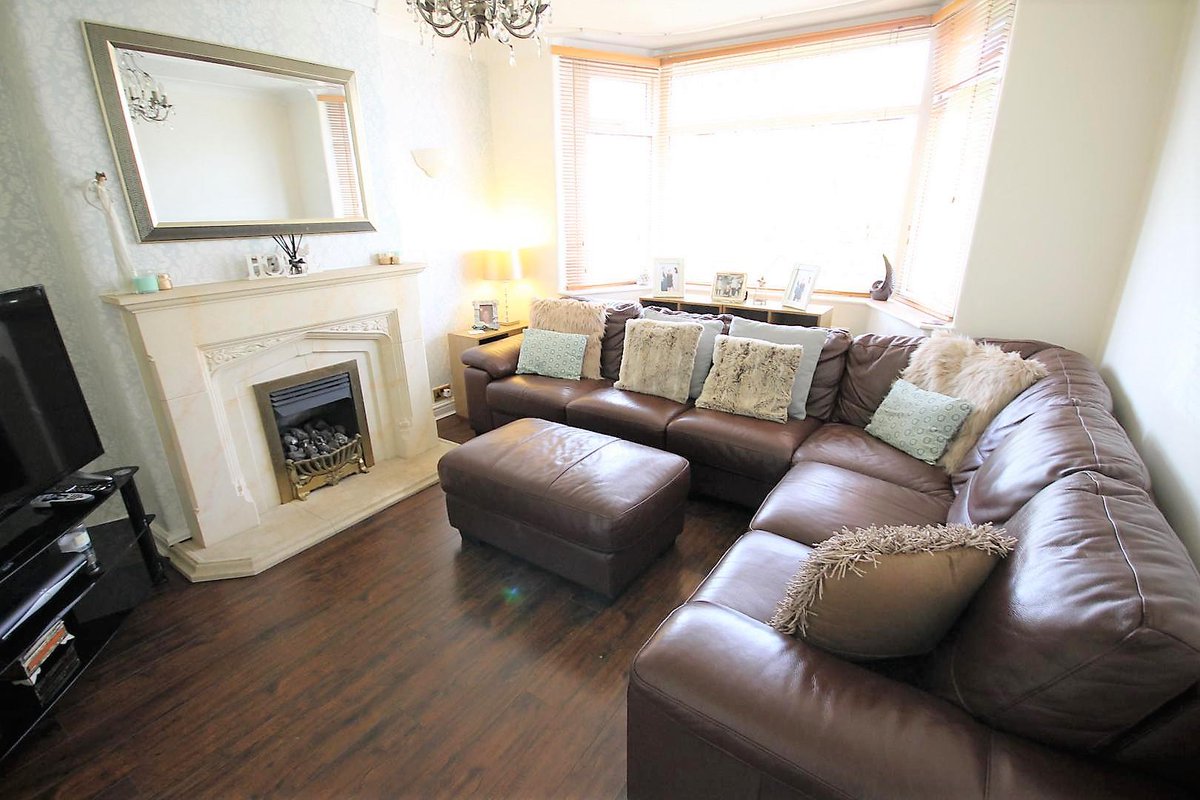 Living Quarter tweet media