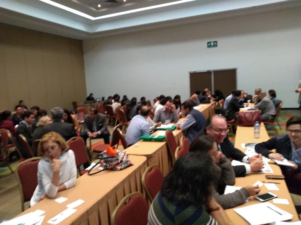 futurocircular's tweet photo. Personalmente creo que un #Mexicosustantable necesita conocimiento y herramientas prácticas para implementar #sustentabilidad Con esto en mente fué un gusto impartir el taller/conferencia sobre #economiacircular en #greenexpo2018 construyendo un #futurocircular https://t.co/Y3puy6UAHB