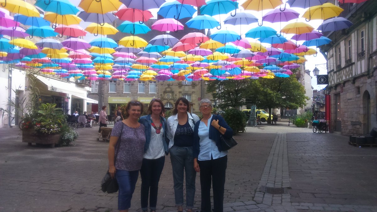 Nov'Agri - <a href="/ResAgri56/">Rés'Agri 56</a> préparent leur stand pour le prochain salon Ohhh  la vache : RDV les 13 et 14 octobre prochain à Pontivy pour le 10ème  anniversaire de l'événement!
