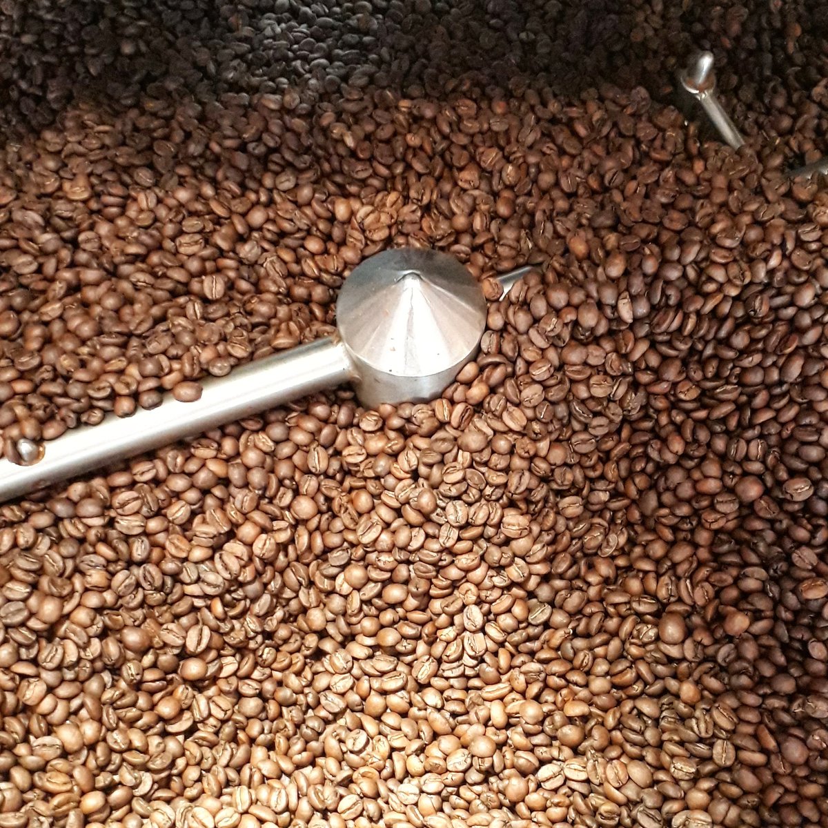 Roost_Coffee's tweet photo. The NEW @FatChefCo Venetian Espresso, exclusive to #LaTrattoriaHelmsley &amp; @pizzeriamalton. 250g retail bags will also be available to purchase from both restaurants soon, so you can drink it at home! 👍☕ #fatchef #roostcoffee #locallyroasted #madeinmalton #coffeelovers https://t.co/RaoFY4cYVt