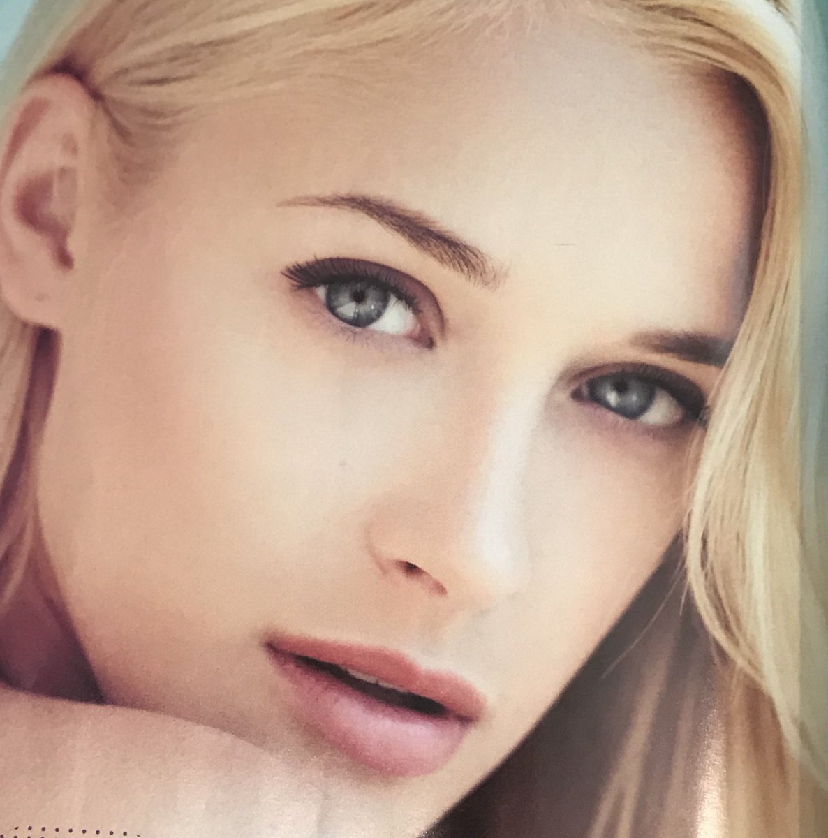 InSkin2300inc's tweet photo. IN SKIN, the art and the science of treating your skin. More information here► https://t.co/dmR3RL7Ds8 #inskinmiami #40yearsofresults #effortlessbeauty #thesecret #antiaging #onlyinmiami #coconutgrovemiami #coconutgrove #youngskincare https://t.co/tSrEsjsK2V