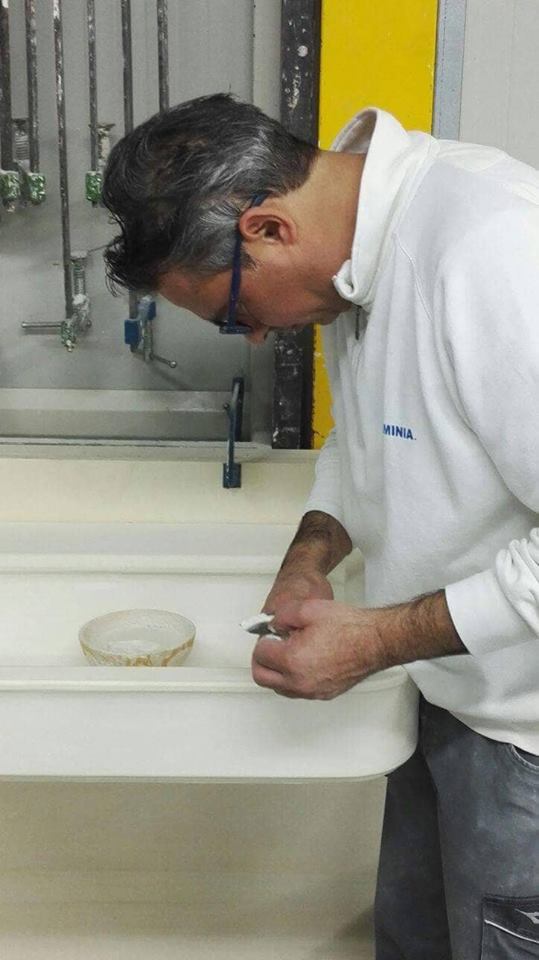 FlaminiaDesign's tweet photo. This is Enrico. He works in Flaminia since 2014 and he’s our company’s artist. Thanks to him the designer’s idea takes life #ceramicaflaminia #bathing #bathroodesign https://t.co/B0ivQeYSAd