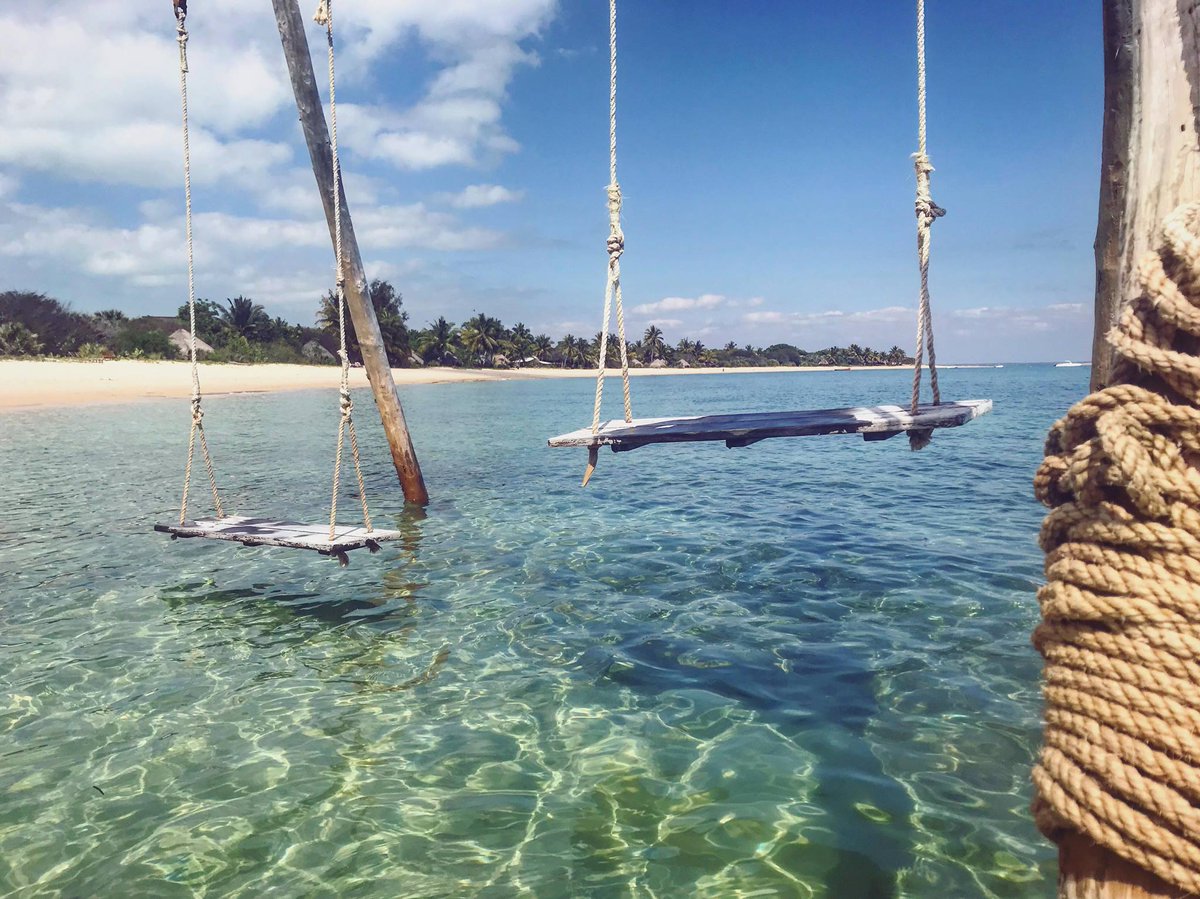 CInsolites's tweet photo. Des nouvelles de nos #traveldesigners @Clnsolites sur les rivages du #Mozambique. https://t.co/I0KgA9YBUl