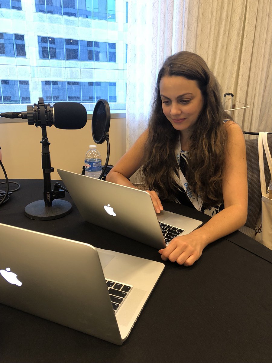 LisaNijmMDJD's tweet photo. Doing #voiceover for my latest #Ophthalmology #surgical video with @eyetubenet at #MELiveAustin #Cataract #surgerypearls #smallpupils #Teaching #Behindthescenes #HighTech #BehindtheMac @Apple @MillennialEYE 📷 cred: @MeredithPollock @tbogetti https://t.co/lr3Ch2SGcJ