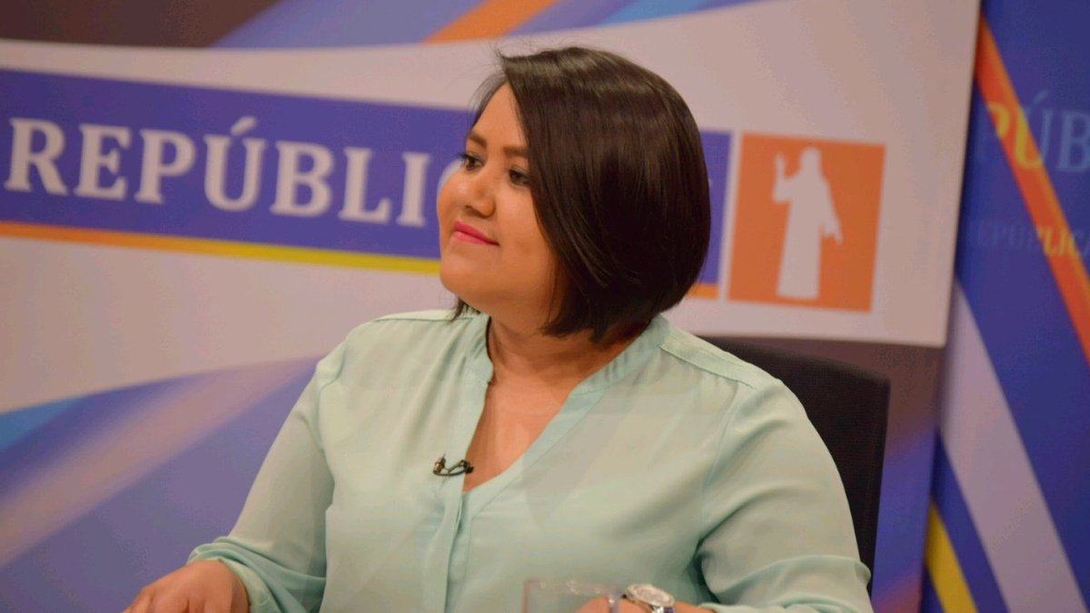 cristicornejo_'s tweet photo. Nuestra propuesta es una gestión pública del agua y sin fines de lucro. Estamos trabajando por el reconocimiento constitucional del derecho al agua y saneamiento.

Estoy en entrevista con Carlos Monterrosa @RepublicaSV33. https://t.co/lr4v3Tbh7q