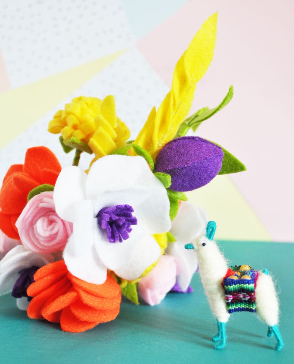 MakerlyCrafts's tweet photo. We will be revealing Septembers box later this week, but in the meantime....

#feltflowers #floralcrafts #bloominmarvelous #nodramallama #llamasofinstagram #craftiness #craftsubscription #makeyourown #moderncraft https://t.co/UTVycuRs8C