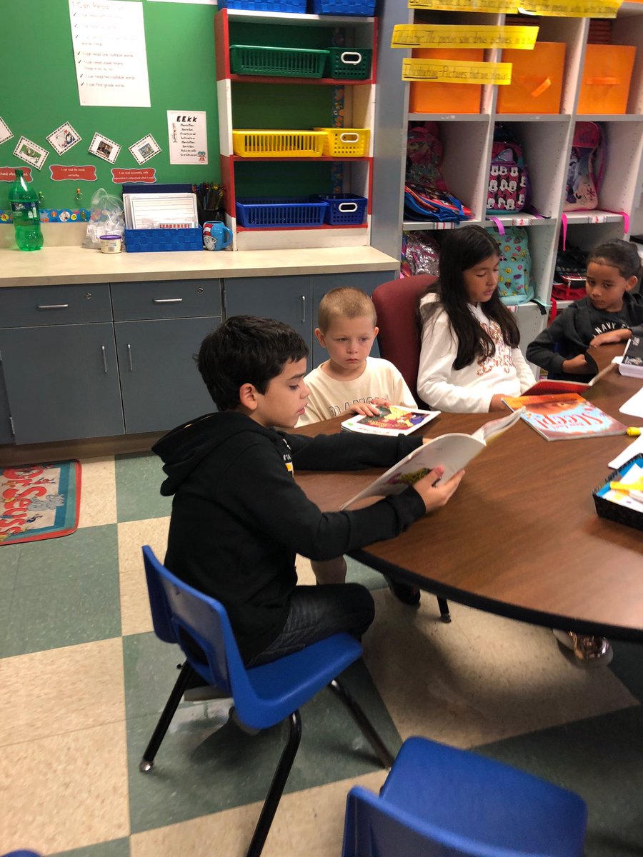 SW 4th graders read to 1st graders!