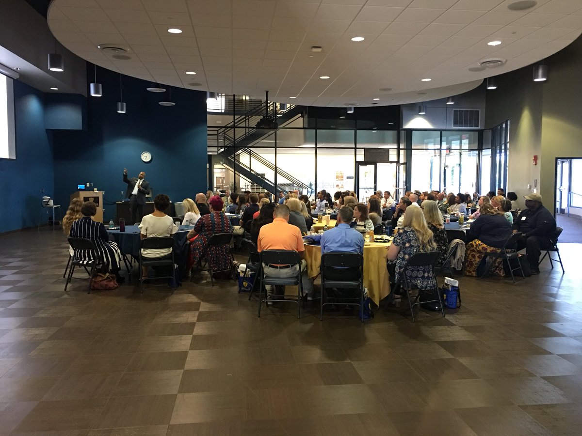 Great turn out for the <a href="/UToledo/">The University of Toledo</a> High School Counselor Breakfast! 🚀
