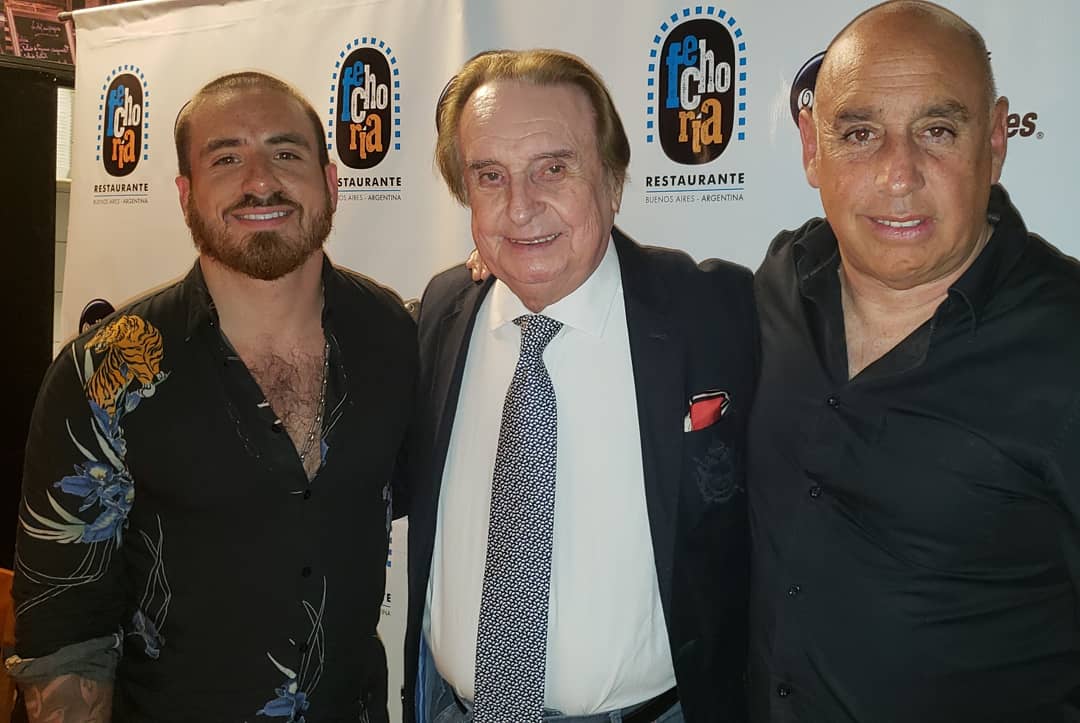 comunical's tweet photo. Gracias @santiagobalok @bal_mariano y @balfederico por venir a @Fechoriaresto .¡ Un placer como siempre verlos ! 💯📷
#cena #noche #festejo #familia #fechoria #gastronomia #artistas #productor #actores #cine #famosos #prensa #Comunical https://t.co/AkunSjGZ1S