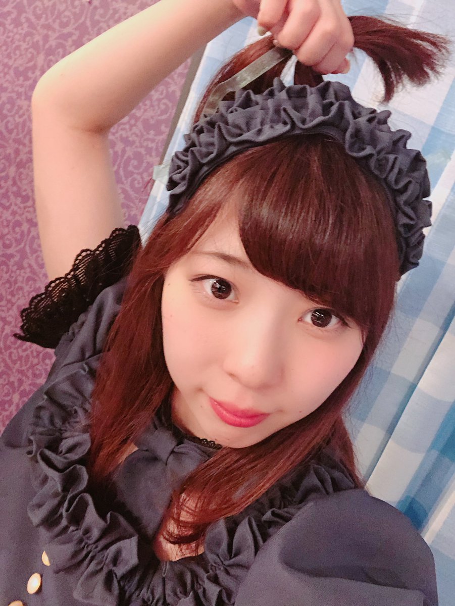 hearts_moco's tweet photo. #立川ハーツニャイト #4 ありがとうございました🍀

今日はみんなでハーフツインでした🐰
最近ハーフツイン多め💭🎶

たくさんたくさんの方が来てくれてとっても嬉しかったです💗💗💗
レジスタンスゲーム下手すぎたけど楽しかったよ！笑

差し入れもありがとうございます💗

#QueenGod #QG #アイドル https://t.co/5445xYiGSN