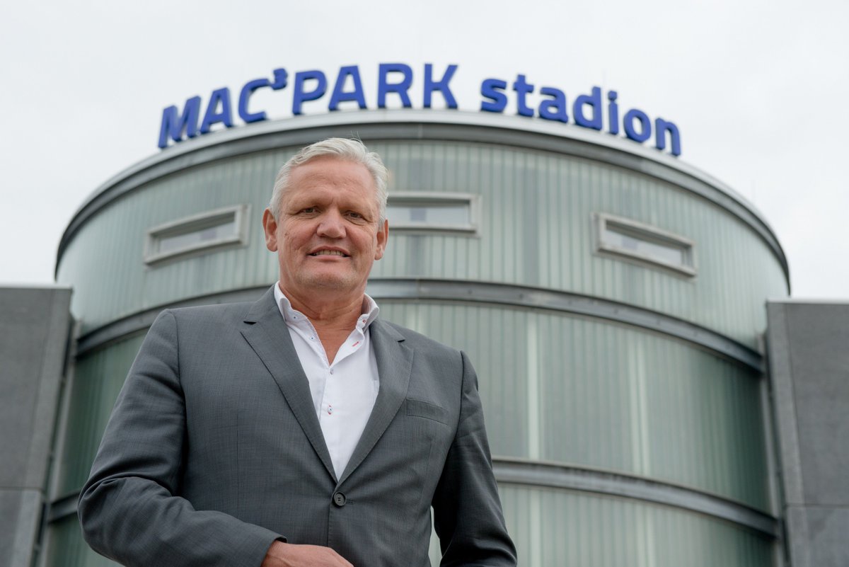 Meine Breemhaar nieuw gezicht in Stichtingsbestuur PEC Zwolle: bit.ly/2NQzgmv #peczwolle #bestuur #onsblauwwithart