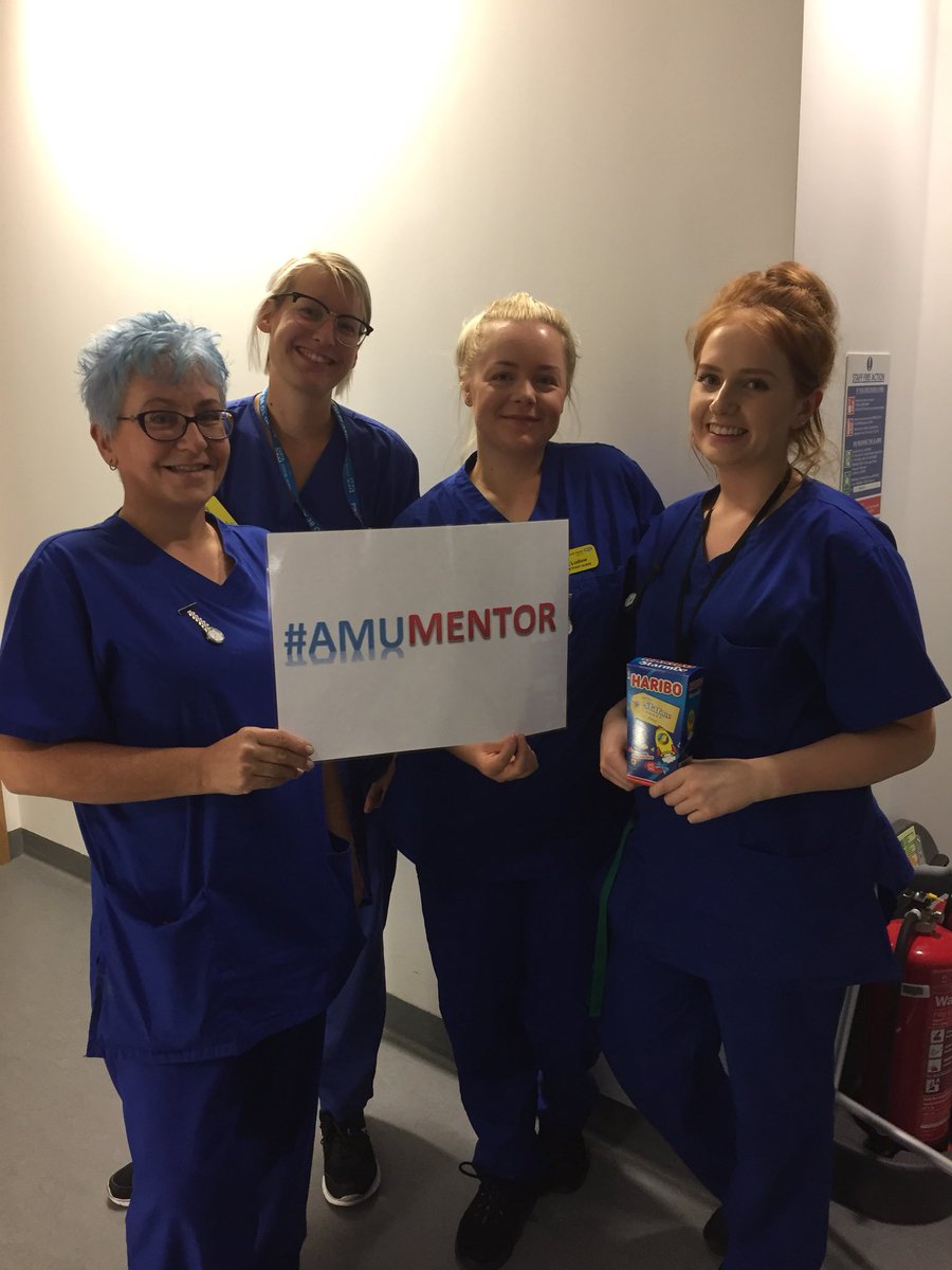 Congratulations Laura K on winning #AMUmentor of the day! Celebrating our new starters and making #AMUproud by teaching the future generations @NorthBristolNHS @emma_stedman @annielangford3 @gemma_stafford @Chauders0117 @armstrongduff