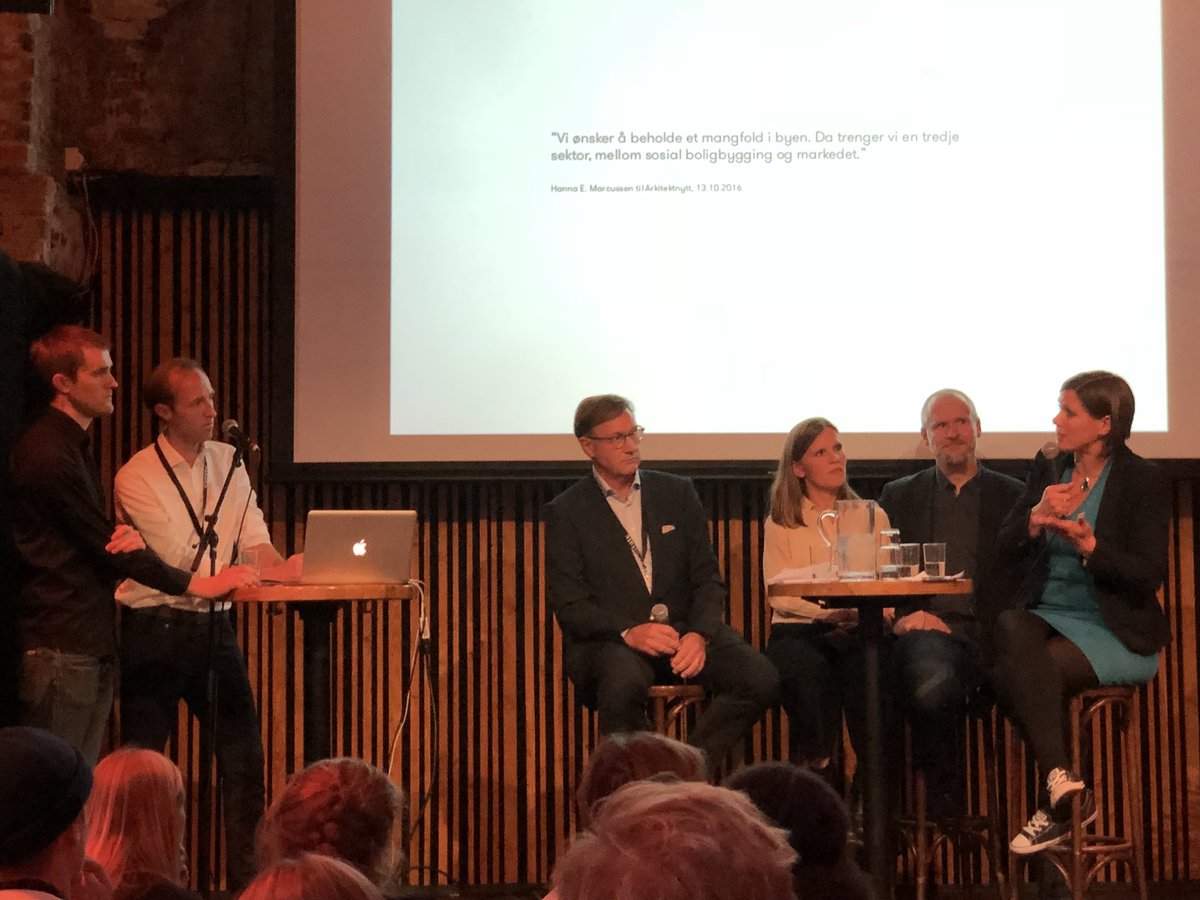 Interessant debatt om #dentredjeboligsektor på #oua2018