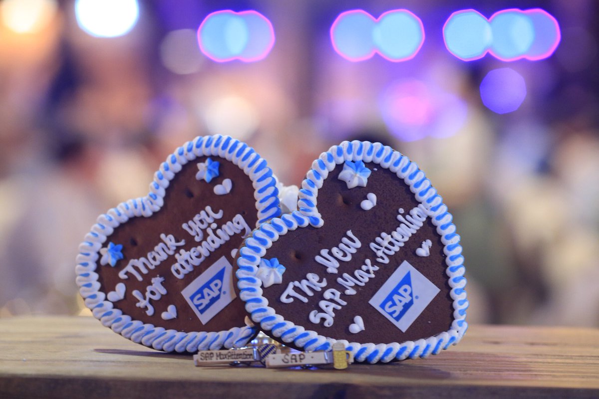 SimoneEngelhar1's tweet image. Closing the #SAPMaxAttention summit with Q&amp;amp;A. @MichaelKleinem, @LeukertB, @ChrstnKlein and @silviobessa on stage answered many questions. Thank you to our attendees from all over the world.