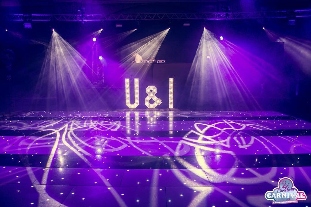 UIXmasCarnival's tweet photo. We love a sparkly dance floor!! 💃🏽✨

Make sure you have the 21st December in your diary for the most festive party of the year!

#Christmas https://t.co/wEADGYHtnv