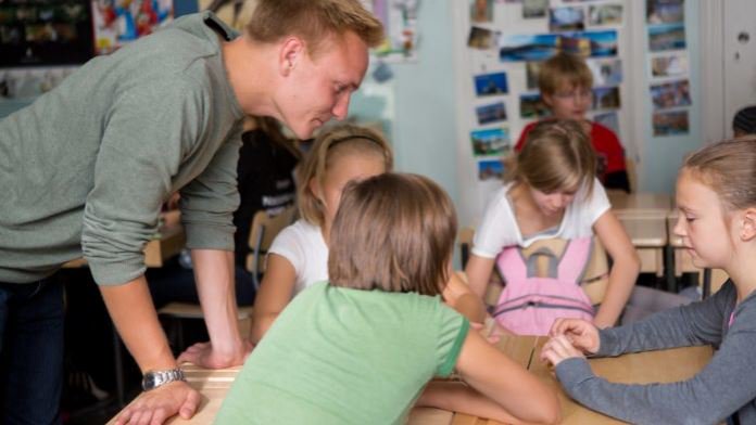 thisisFINLAND's tweet photo. From our archive: ‘The simple strength of #Finnish #education’ https://t.co/k9BcyCdfrT #helsinkilearningweek https://t.co/18Qzsk9eqA