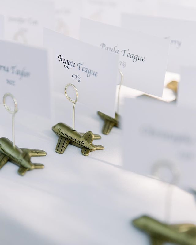 Fun || e s c o r t • c a r d s || are our favorite ✈️
📷 <a href="/samanthalaffoon/">Samantha Laffoon</a> .
.
.
#wedding #weddings #weddingday #weddingdecor #weddinginspo #weddinginspiration #charlotte #charlottebride #carolinabride #charlottewedding #charlotteweddings #weddingplann… ift.tt/2xiFBOk