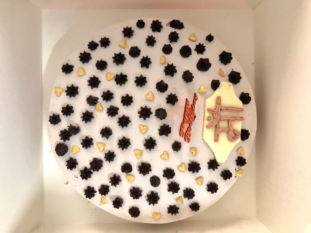 WeFootloose's tweet photo. Chocolate Mousse Cake for #mom 
Contact to Book Orders for Homebaked Cakes #homebakery 

#Noida #noidafoodies #noidaextention #cakeformom  #motherdaughter 
https://t.co/JAS8whrVDI https://t.co/klil19Tocl