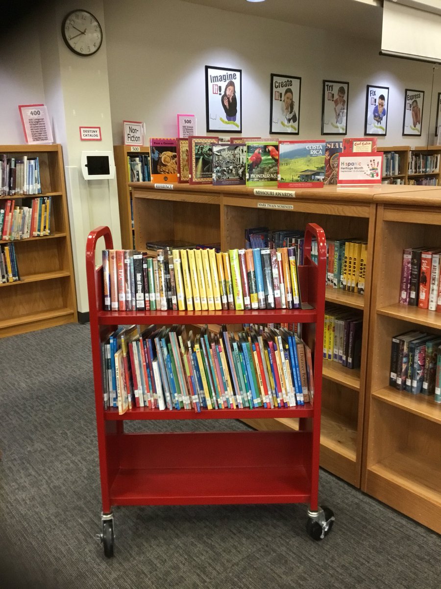 We are celebrating Hispanic Heritage Month in the Gentry media center!  Come check out our books!!