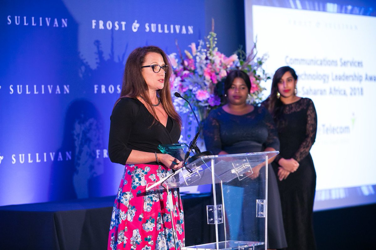 AfriqueTelecom's tweet image. Reconnaissance de nos innovations pour le continent :  Virginie Tintignac a reçu au nom d'Afrique Telecom, le prix du leadership technologique des services de communication lors du GIL 2018 Frost&amp;amp;Sullivan à Cape Town #GIL2018 @FrostBPAwards #communication #technology