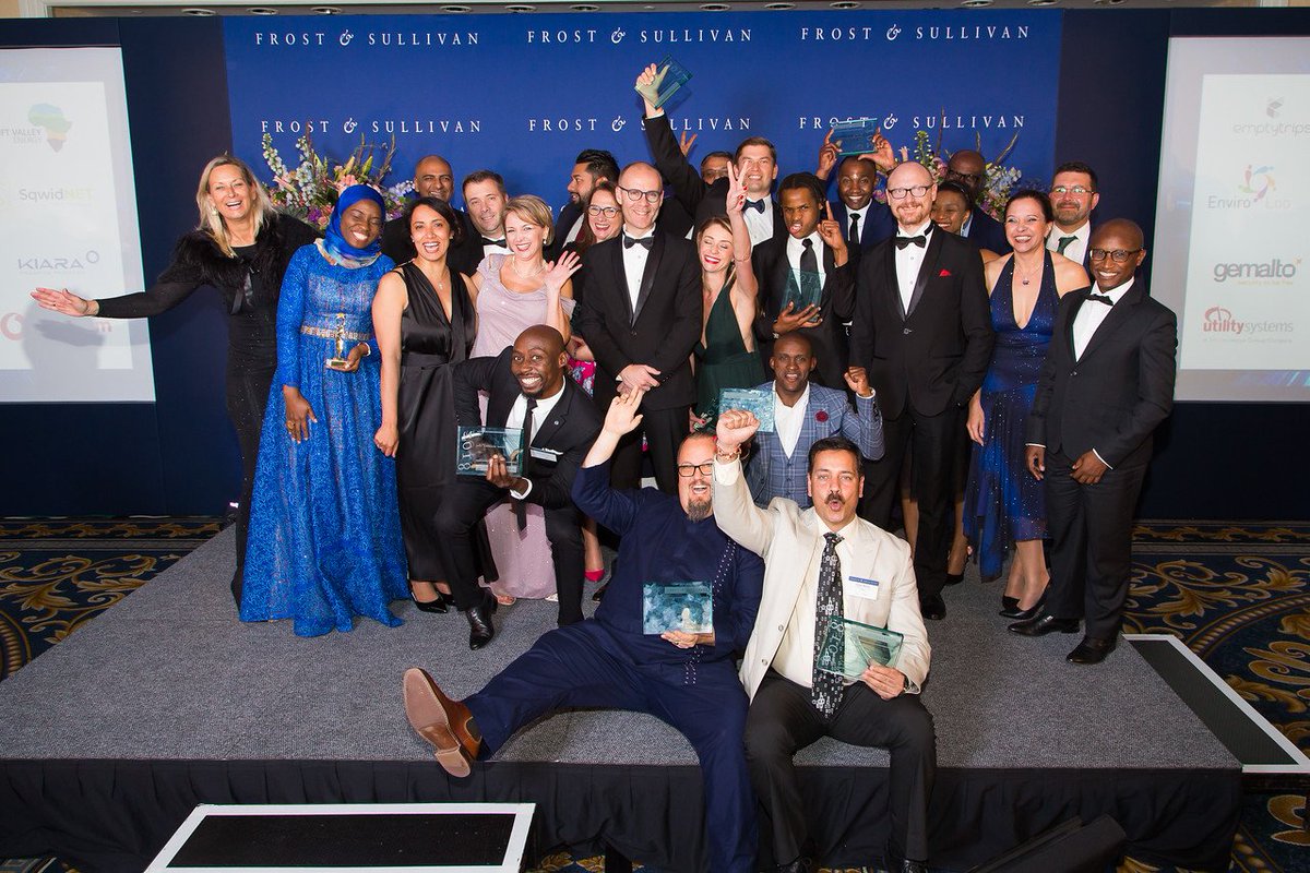 AfriqueTelecom's tweet image. Reconnaissance de nos innovations pour le continent :  Virginie Tintignac a reçu au nom d'Afrique Telecom, le prix du leadership technologique des services de communication lors du GIL 2018 Frost&amp;amp;Sullivan à Cape Town #GIL2018 @FrostBPAwards #communication #technology