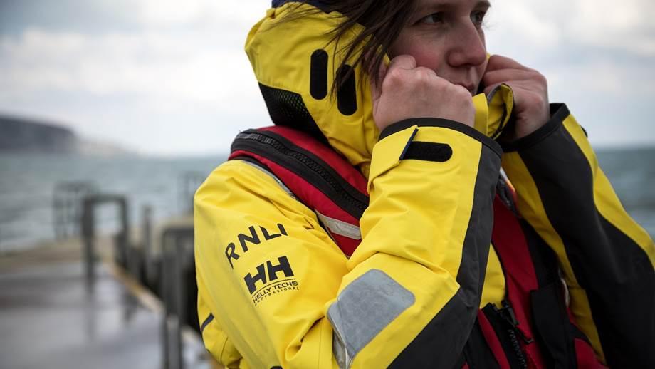 Nobody knows crew kit better than lifeboat volunteers. They played a key role in testing our new all-weather gear from @HellyHansen and are confident that the new features will change the way they save lives. Get the inside story here: rnli.org/magazine/magaz…