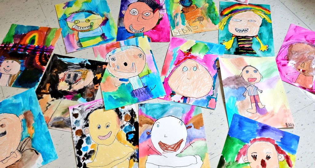 JuliaGoggi's tweet photo. The first set of self portraits is complete by the K class of @AGKindergarten We set up our painting station and learned to activate watercolor 🎨 using #interactivemodeling   @responsiveclass #selfportrait #academicchoice #reggioinspired #provocation https://t.co/C4cb4lNCbl
