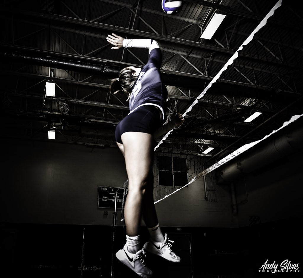 PhotoSilvas's tweet photo. Few more shots of Higley’s varsity volleyball. @higleyknightsvb https://t.co/bbhPqd53Vj