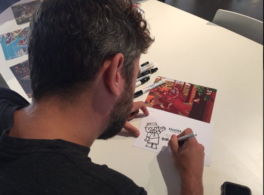 Esca'Pad The Book tweet media