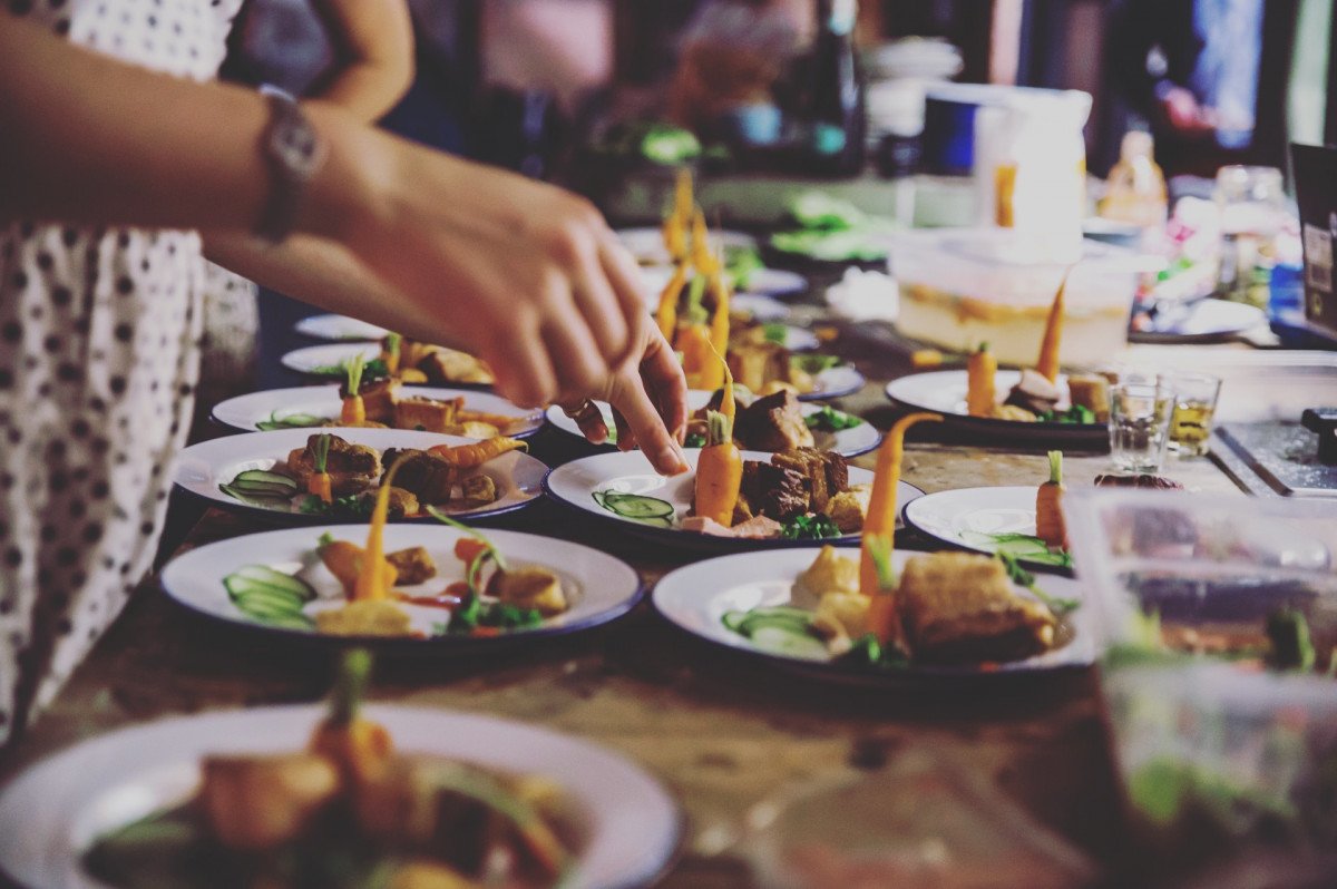DesignMyNight's tweet photo. Leave the thoughts of nachos and fajitas at your front door. This Mexican pop-up has a menu full of twists and they'll have you dining in a launderette or a distillery @randepopup https://t.co/6EfR2VHMks https://t.co/gGomQXd2p6