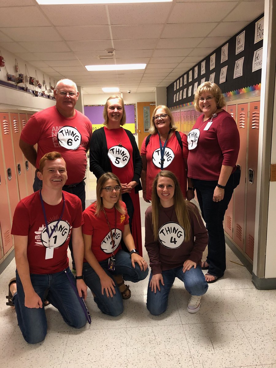 mrsshuka's tweet photo. Love my hallway team! #TwinDay #NevadaCubPride #hoco2018 https://t.co/ZnlzNFFdtk